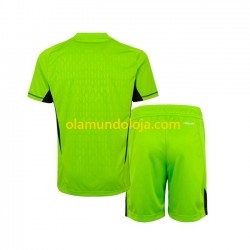 Camisola Real Madrid Guarda-redes Criança Equipamento Primeiro 2023-2024 Manga Curta